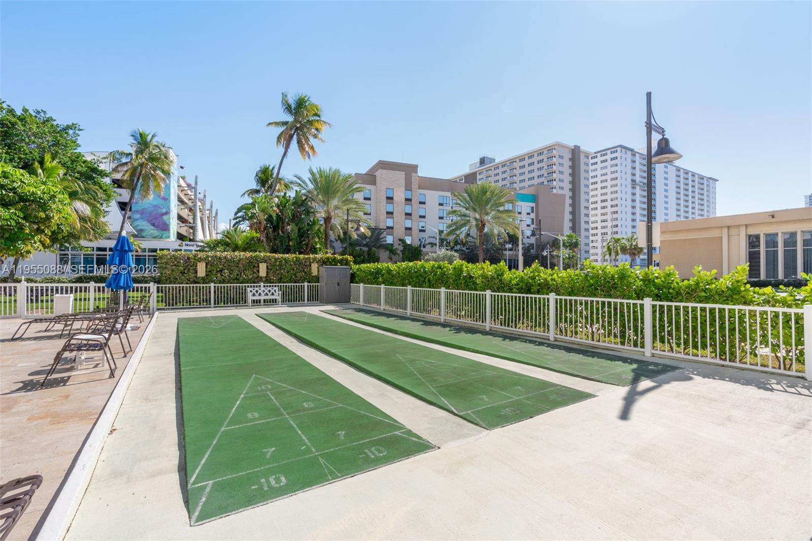 GRANADA HOUSE CONDOMINIUM - Residential