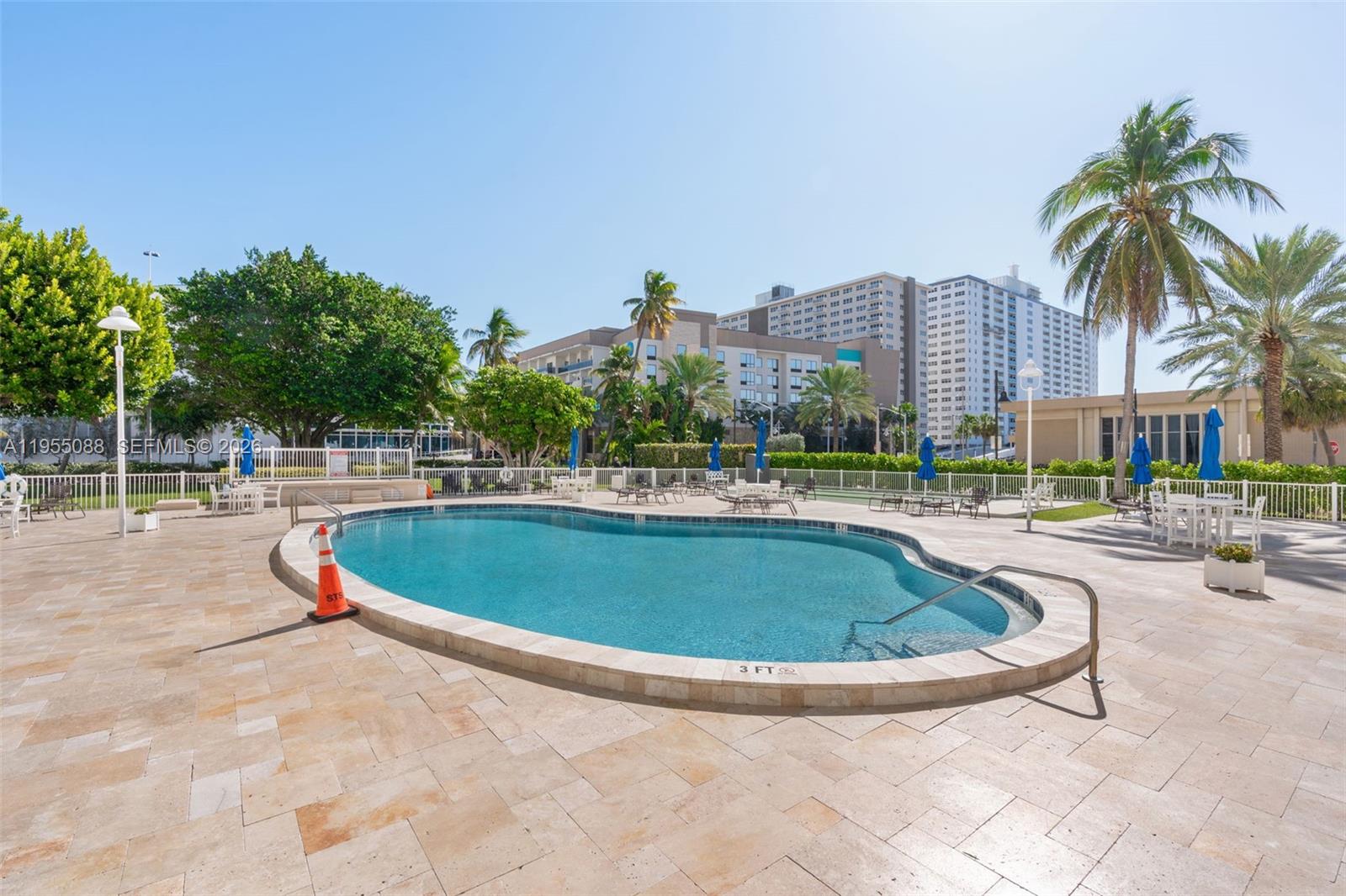 GRANADA HOUSE CONDOMINIUM - Residential