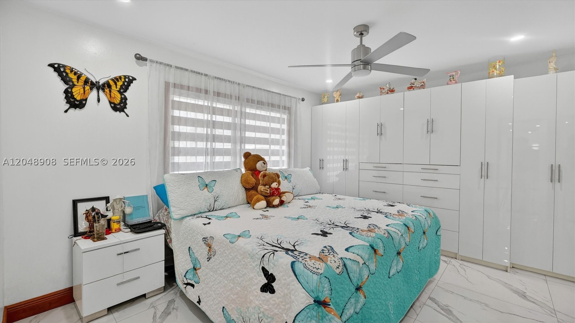 LAKE MARKS AT WESTWIND - Residential
