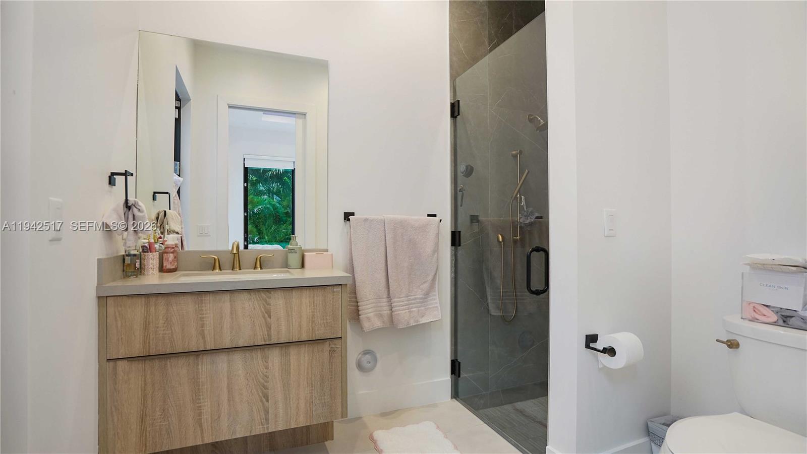 LEFT BANK ESTATES - Residential