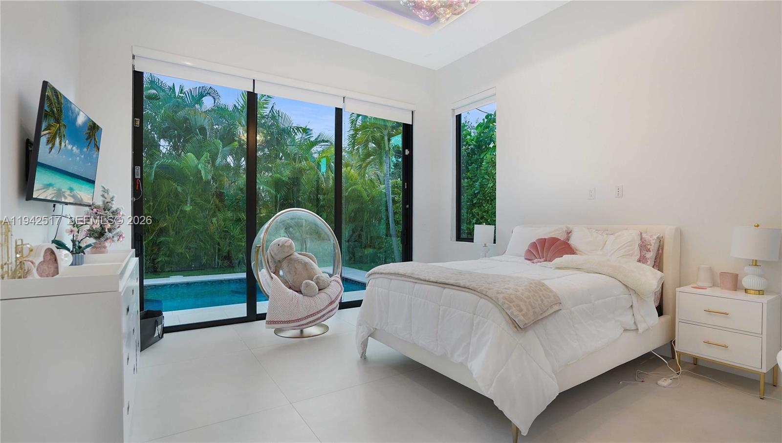 LEFT BANK ESTATES - Residential