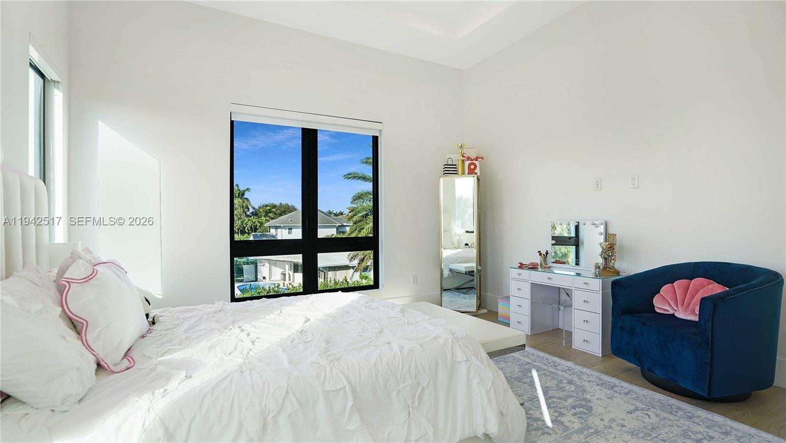 LEFT BANK ESTATES - Residential