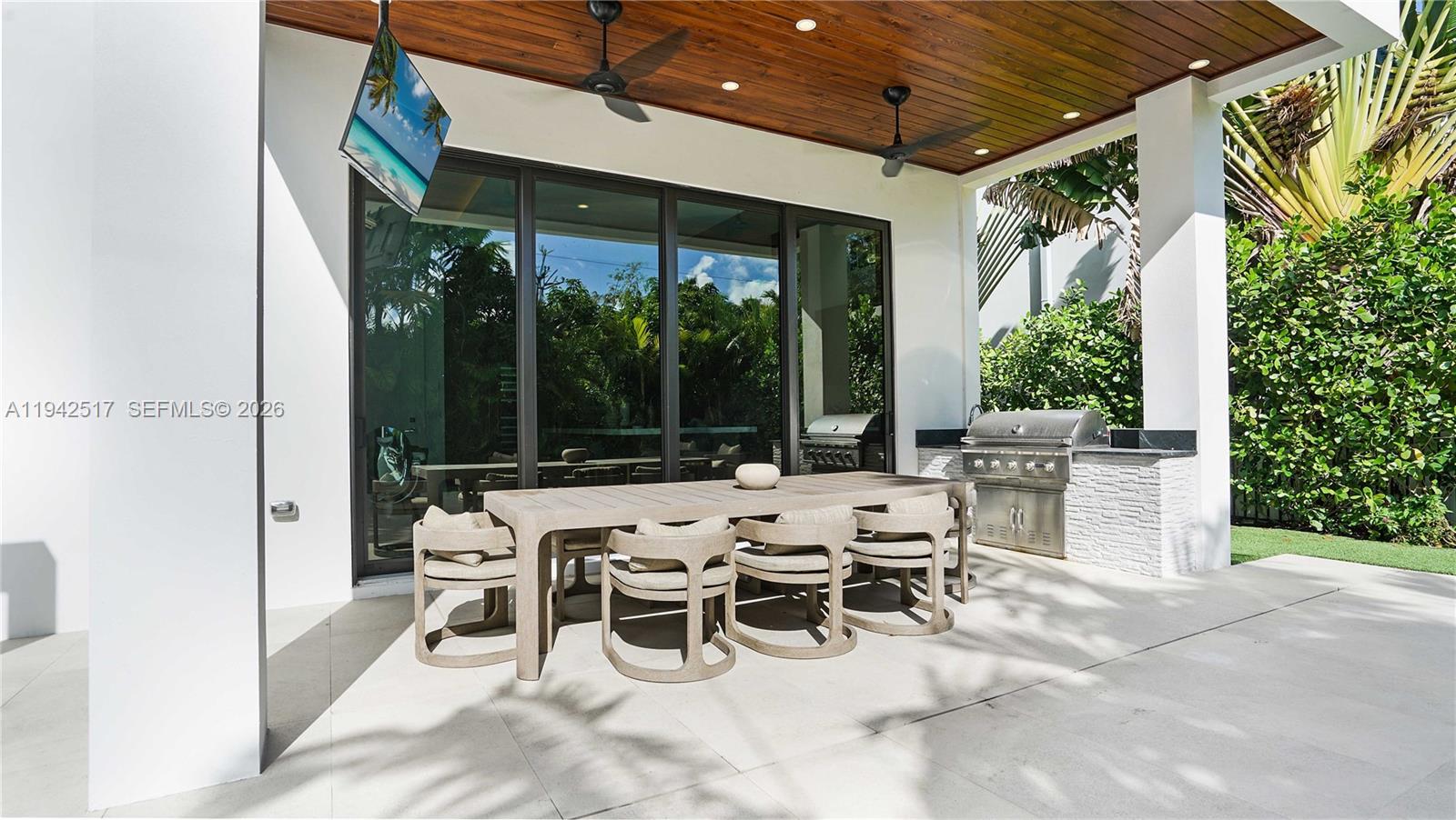 LEFT BANK ESTATES - Residential