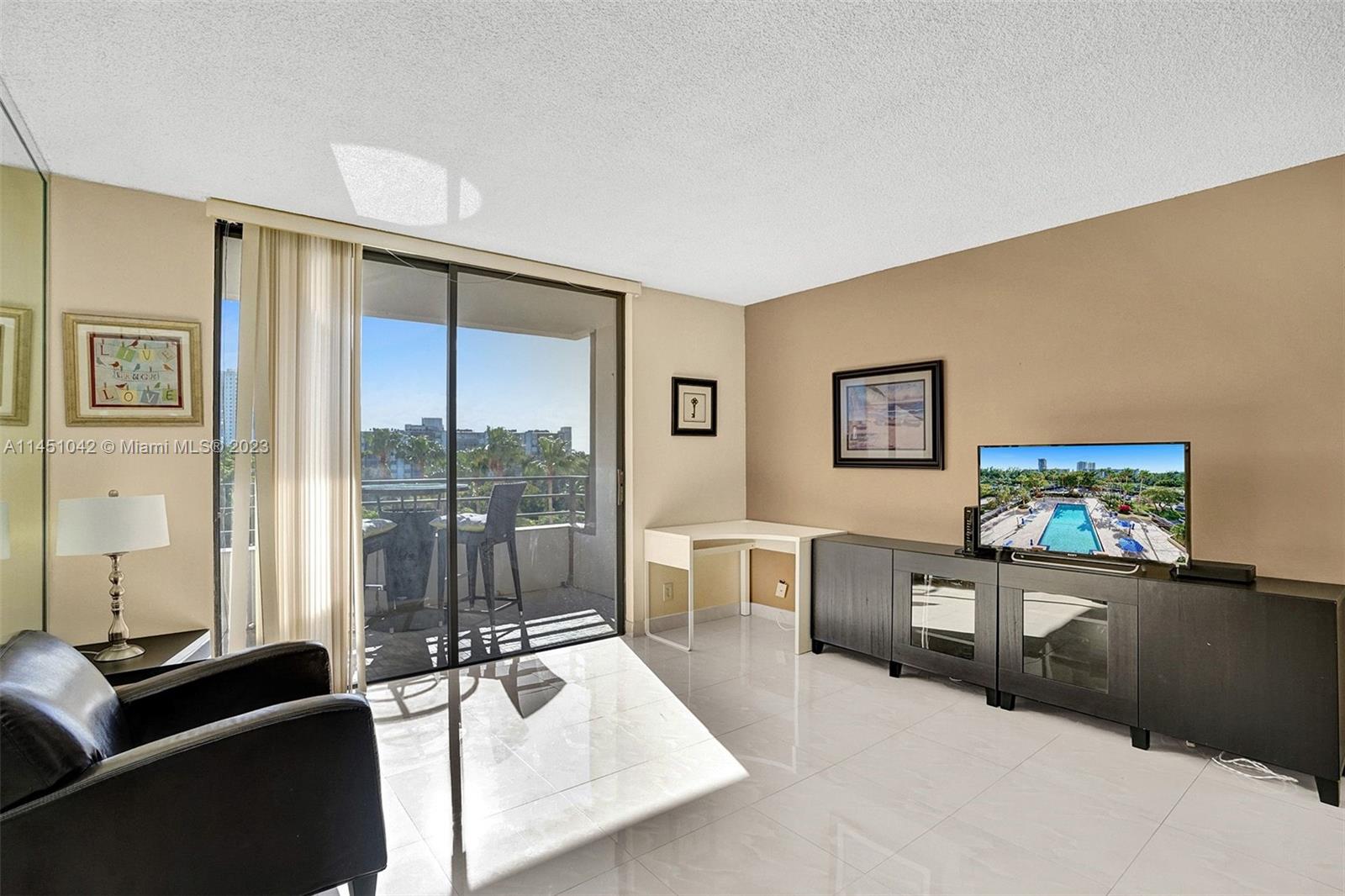 OLYMPUS CONDO PHASE - Residential