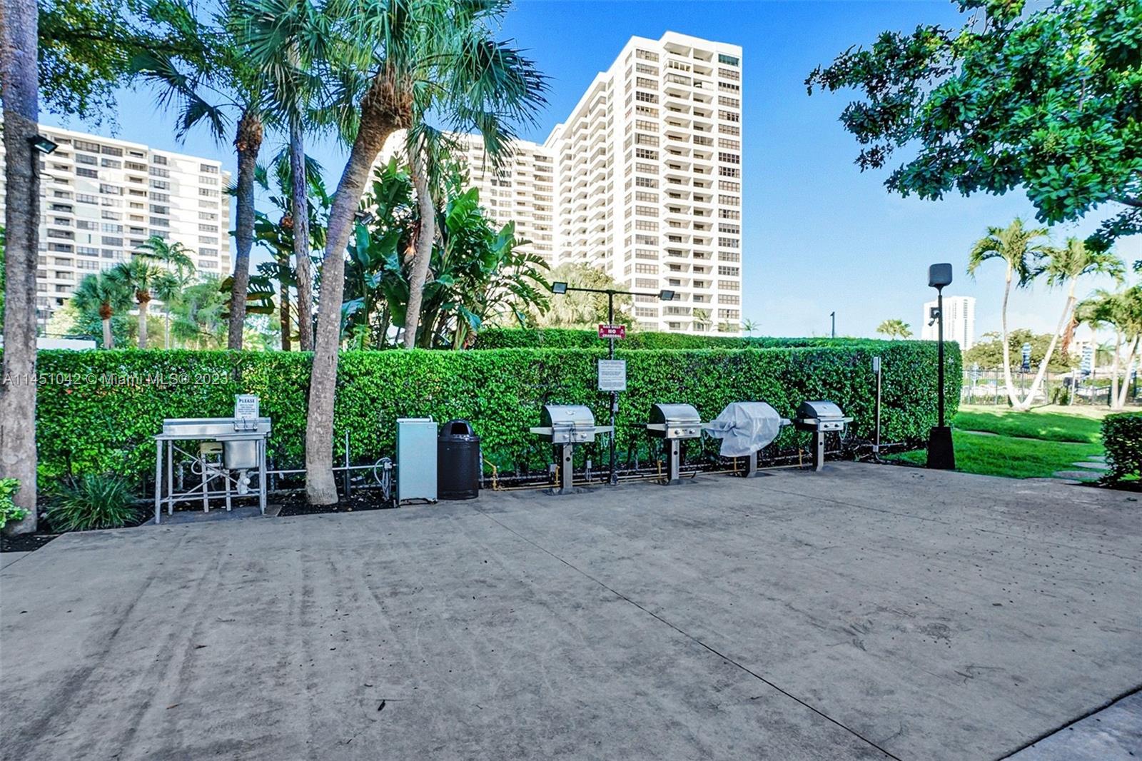 OLYMPUS CONDO PHASE - Residential