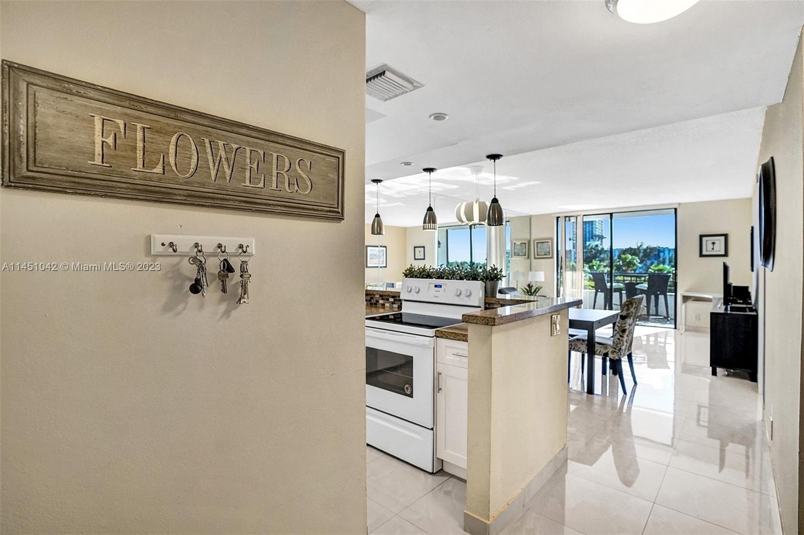 OLYMPUS CONDO PHASE - Residential