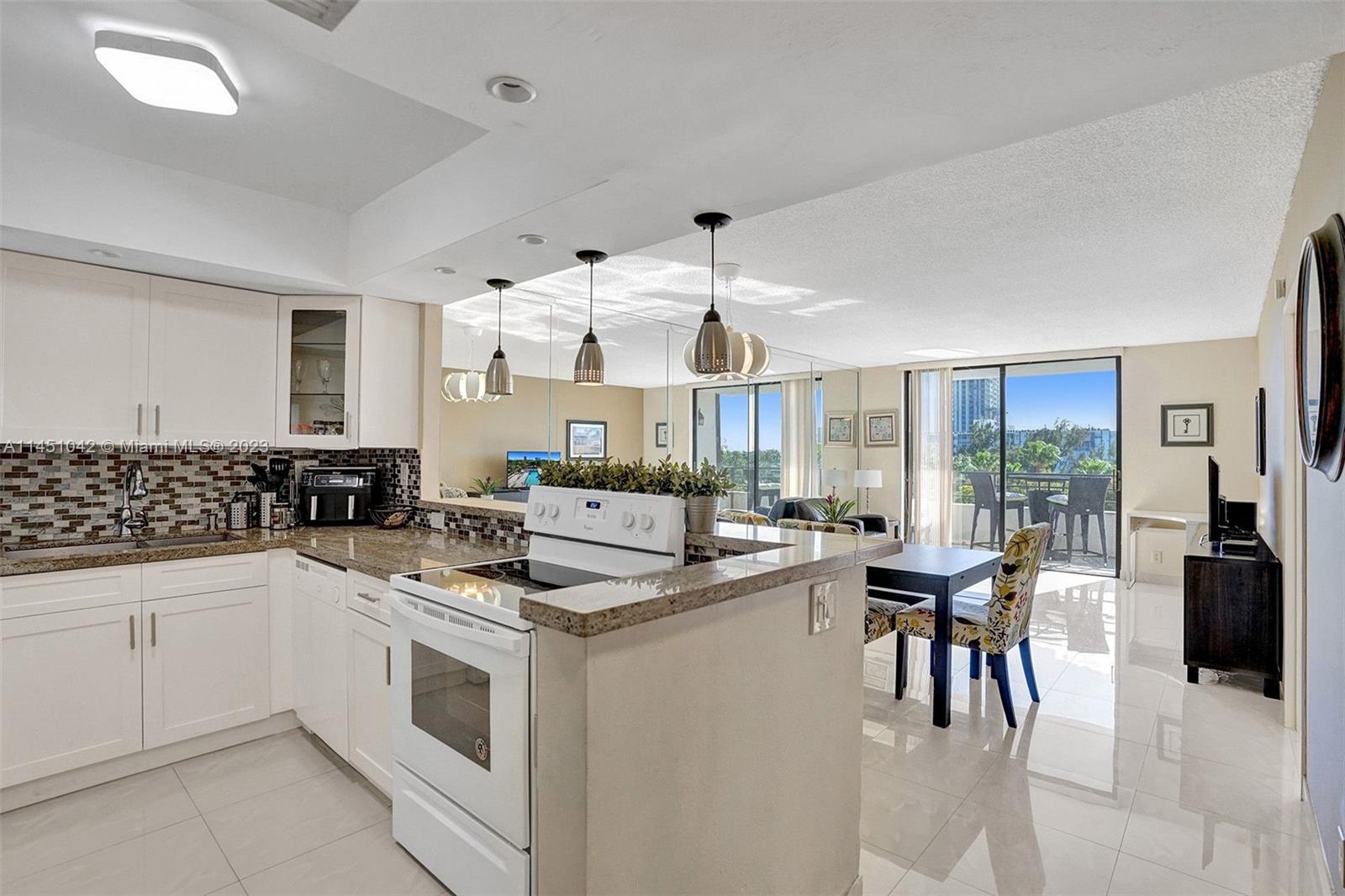 OLYMPUS CONDO PHASE - Residential