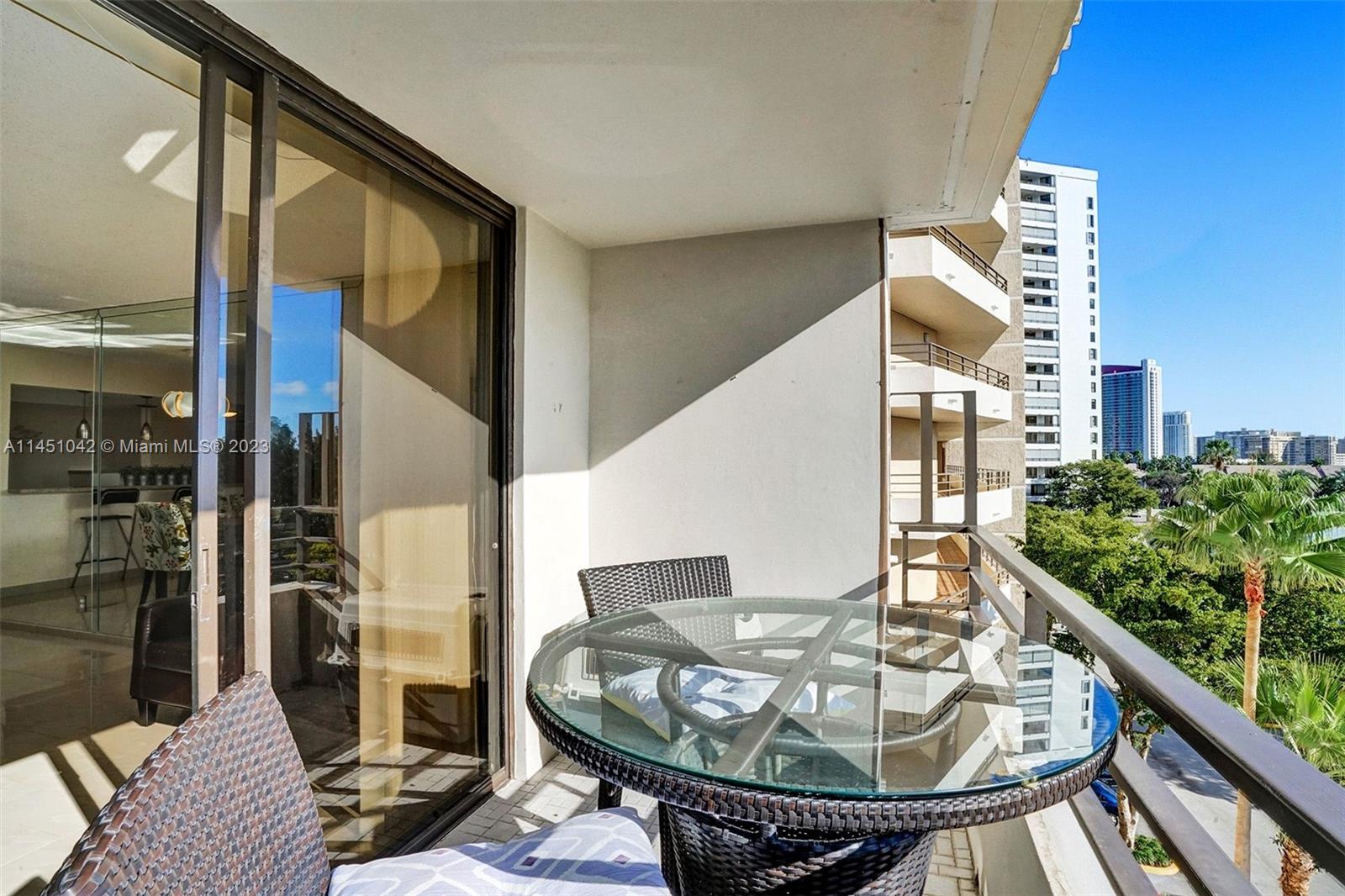 OLYMPUS CONDO PHASE - Residential