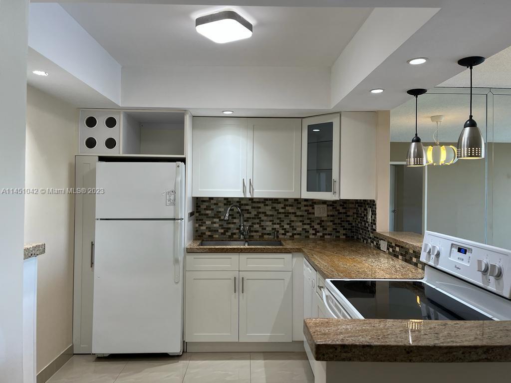 OLYMPUS CONDO PHASE - Residential