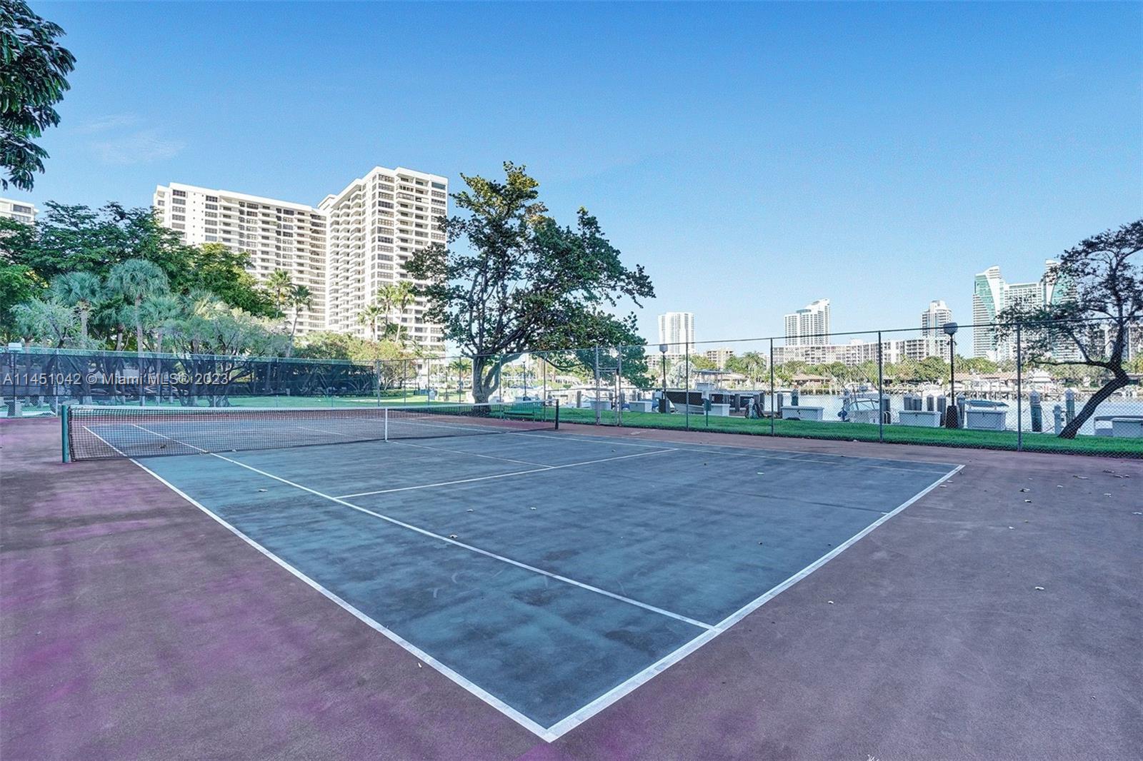 OLYMPUS CONDO PHASE - Residential