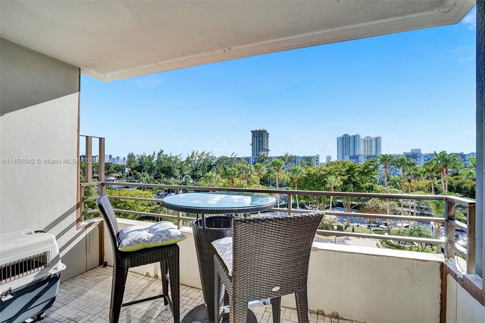 OLYMPUS CONDO PHASE - Residential