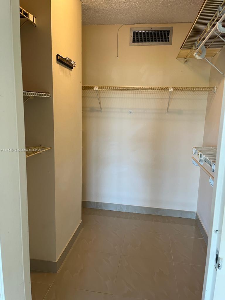 OLYMPUS CONDO PHASE - Residential