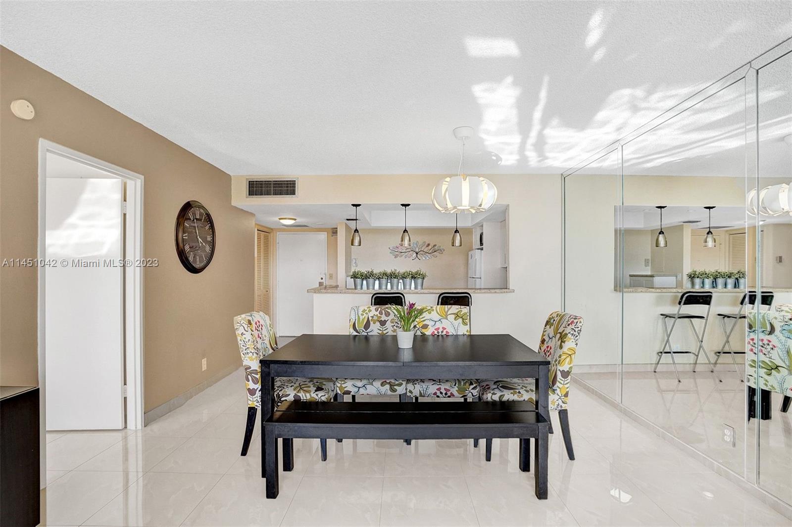 OLYMPUS CONDO PHASE - Residential