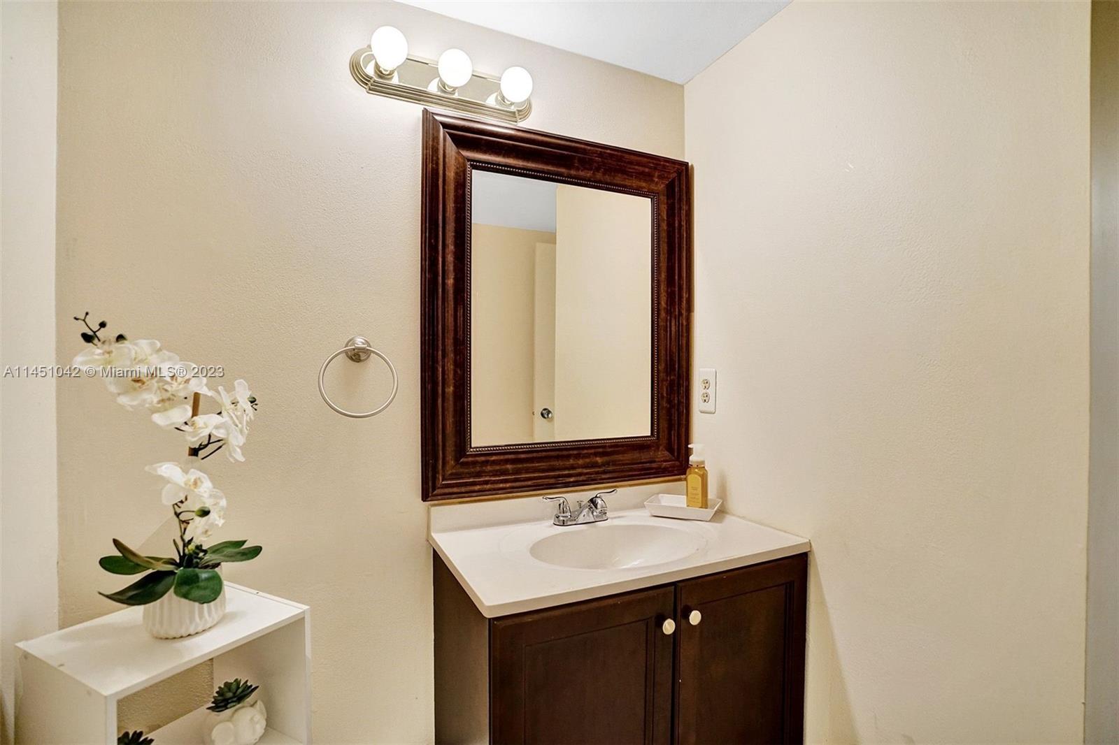 OLYMPUS CONDO PHASE - Residential
