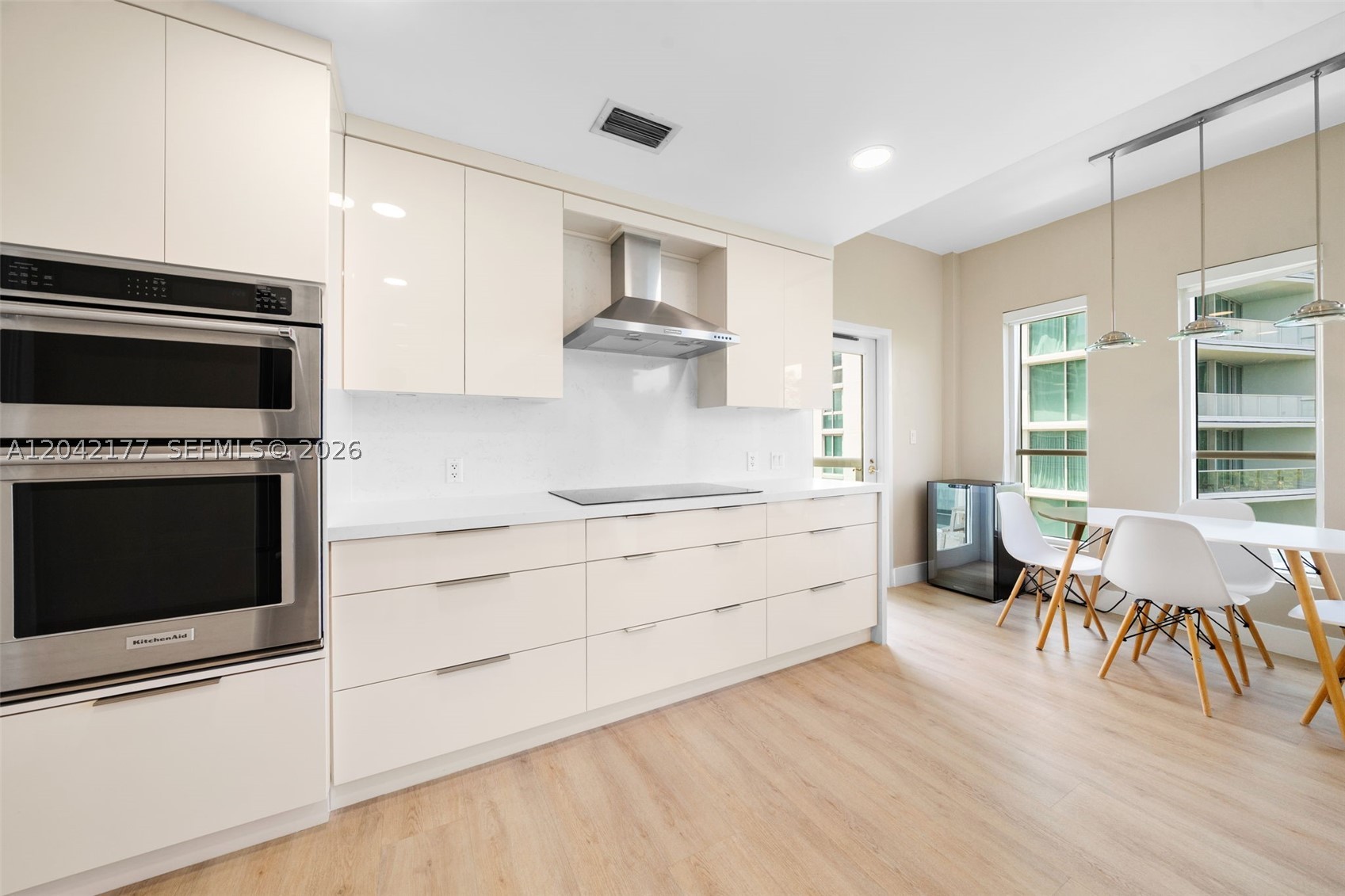 GROVE HILL TOWER CONDO - Residential Lease