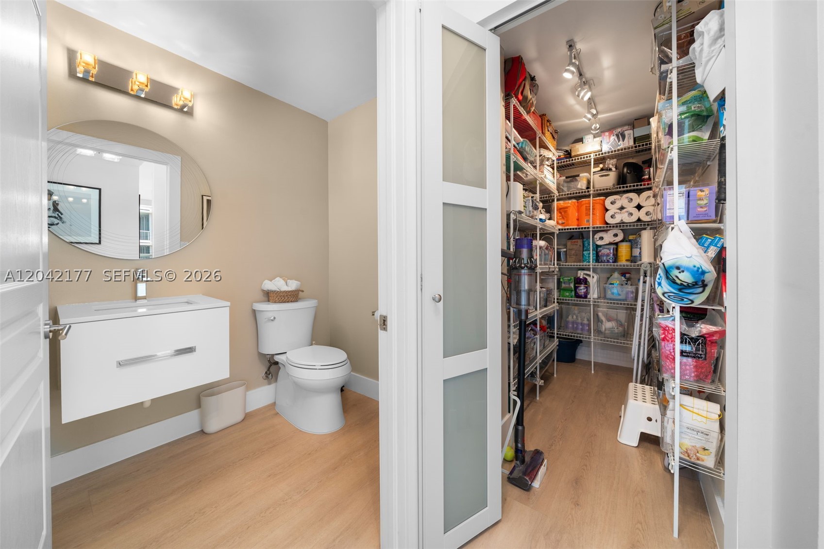 GROVE HILL TOWER CONDO - Residential Lease