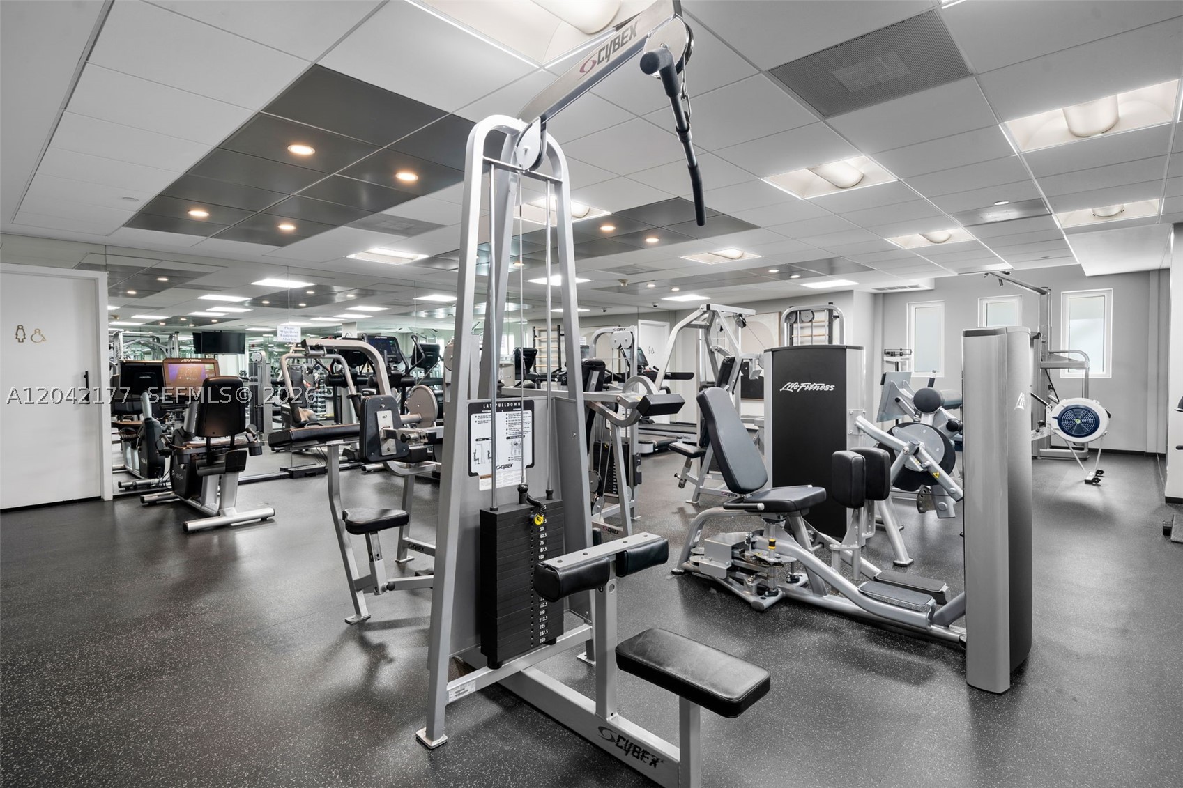 GROVE HILL TOWER CONDO - Residential Lease