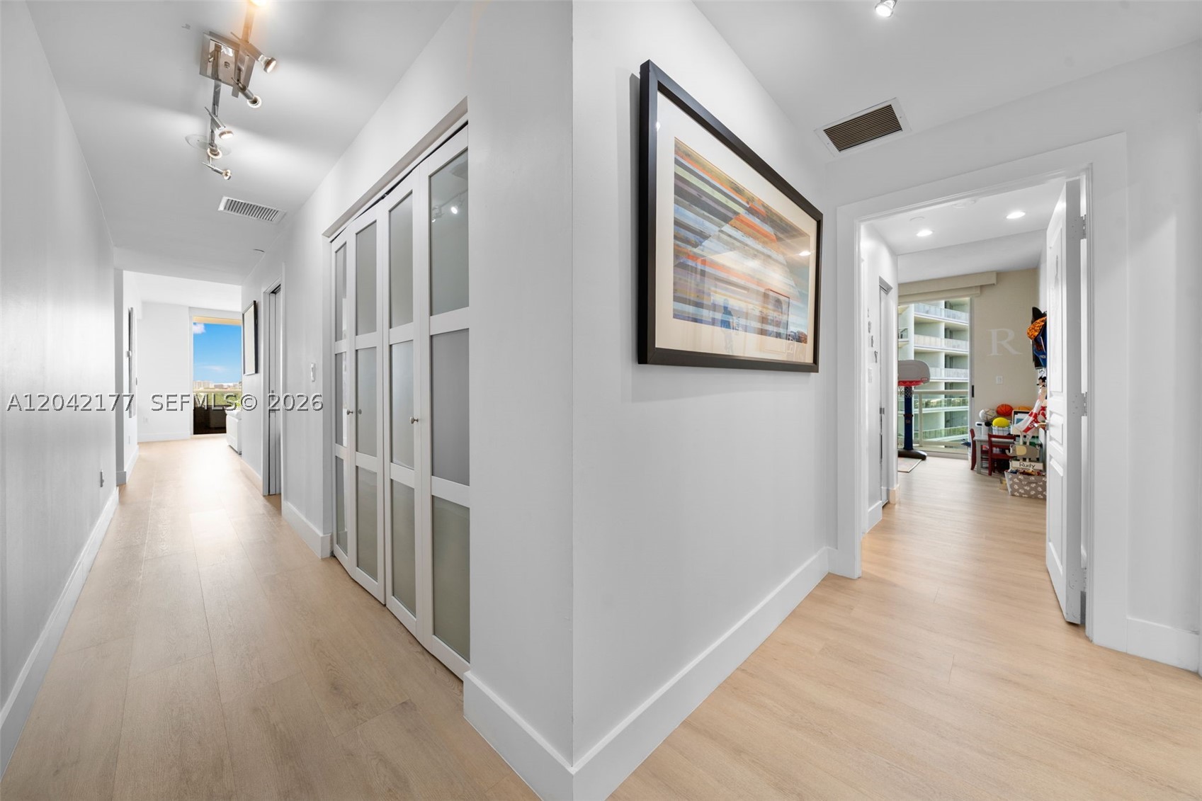 GROVE HILL TOWER CONDO - Residential Lease