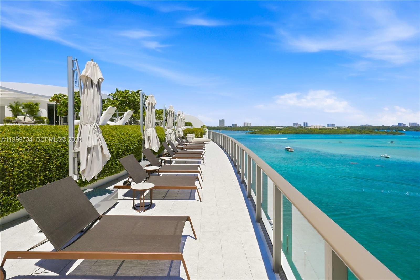 ONDA RESIDENCES - Residential