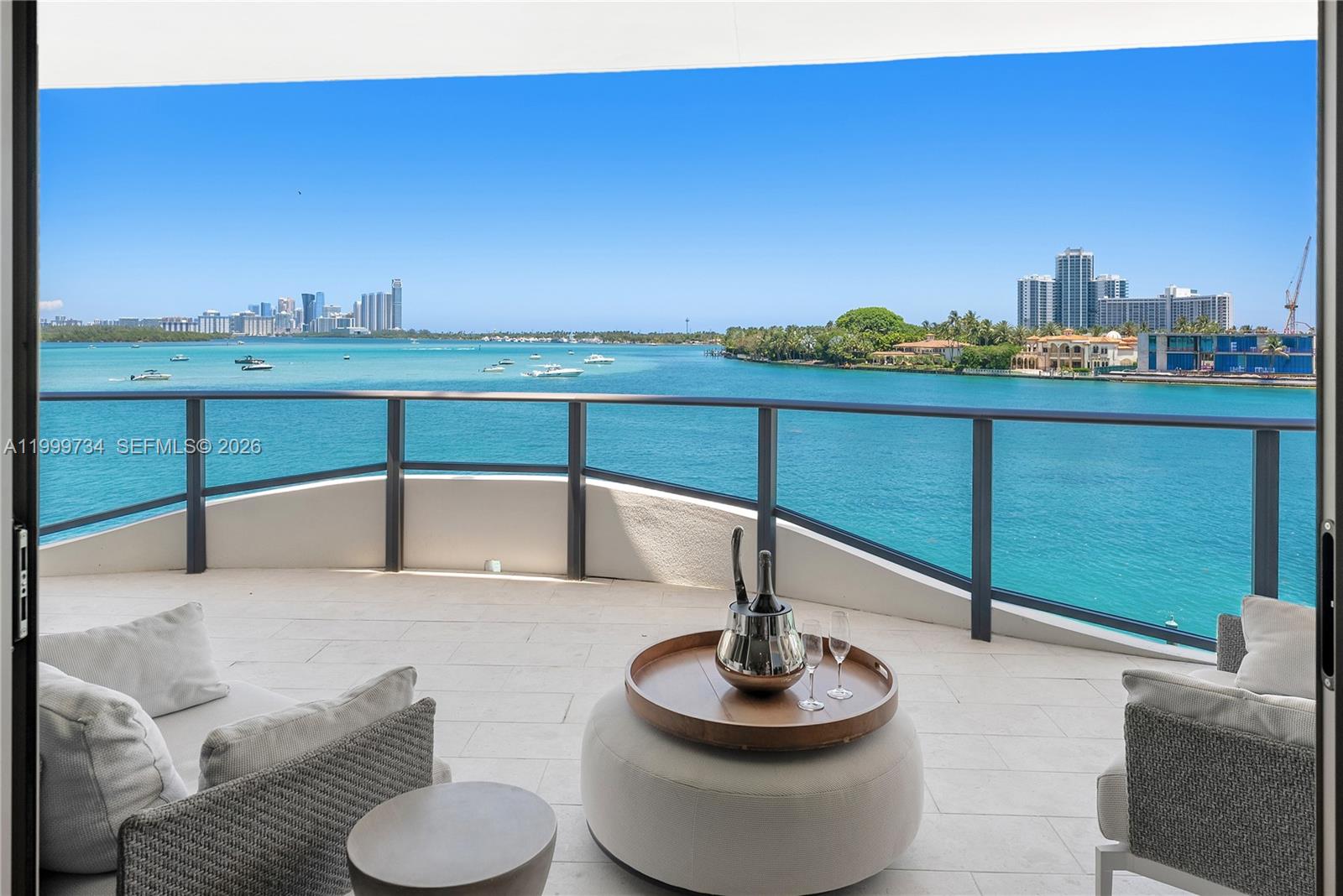 ONDA RESIDENCES - Residential