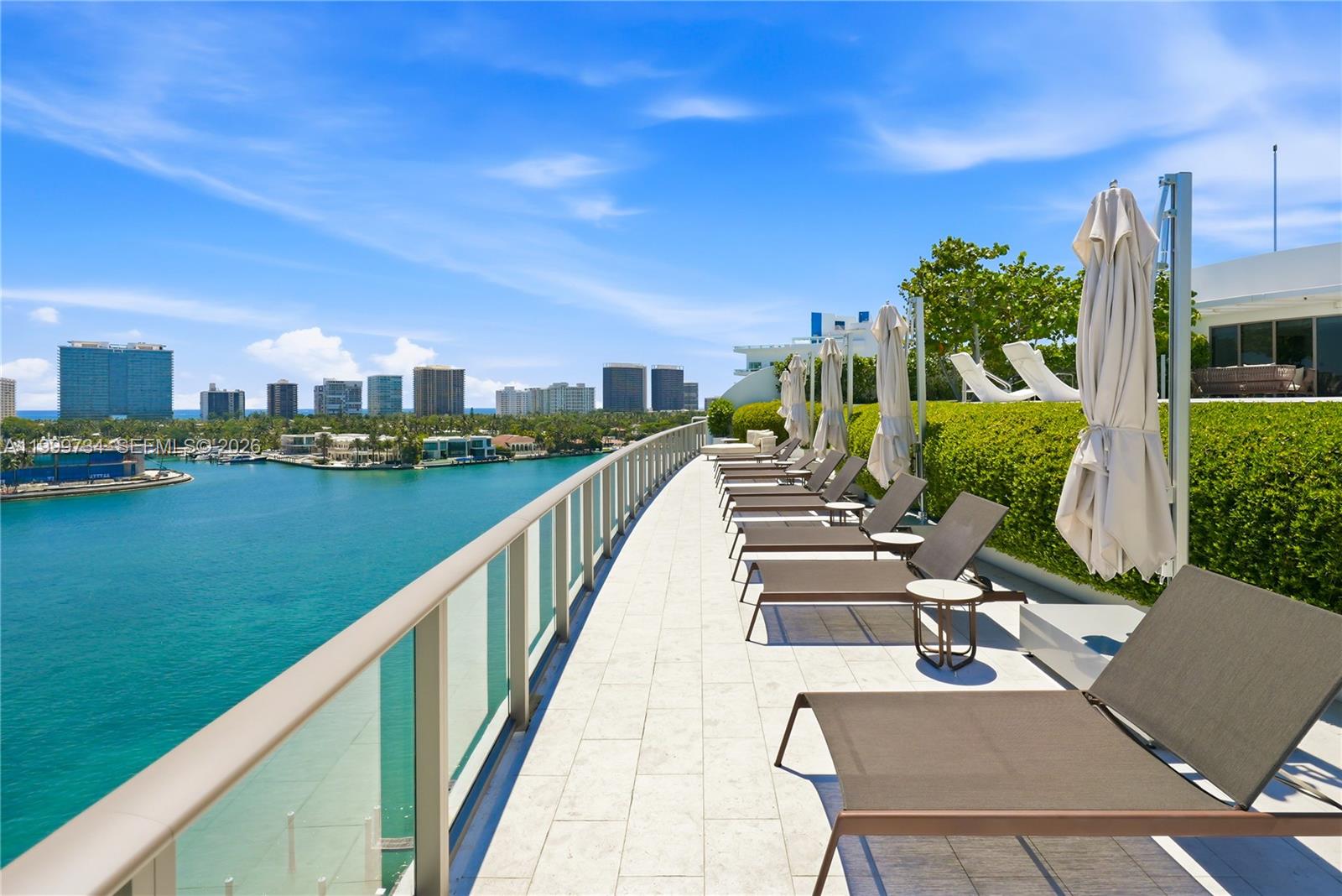 ONDA RESIDENCES - Residential