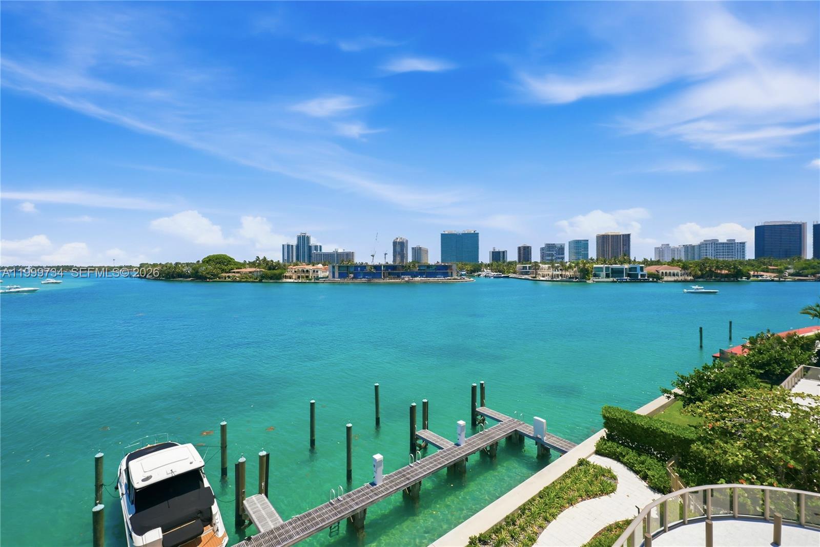 ONDA RESIDENCES - Residential