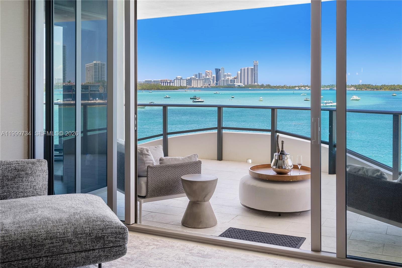 ONDA RESIDENCES - Residential
