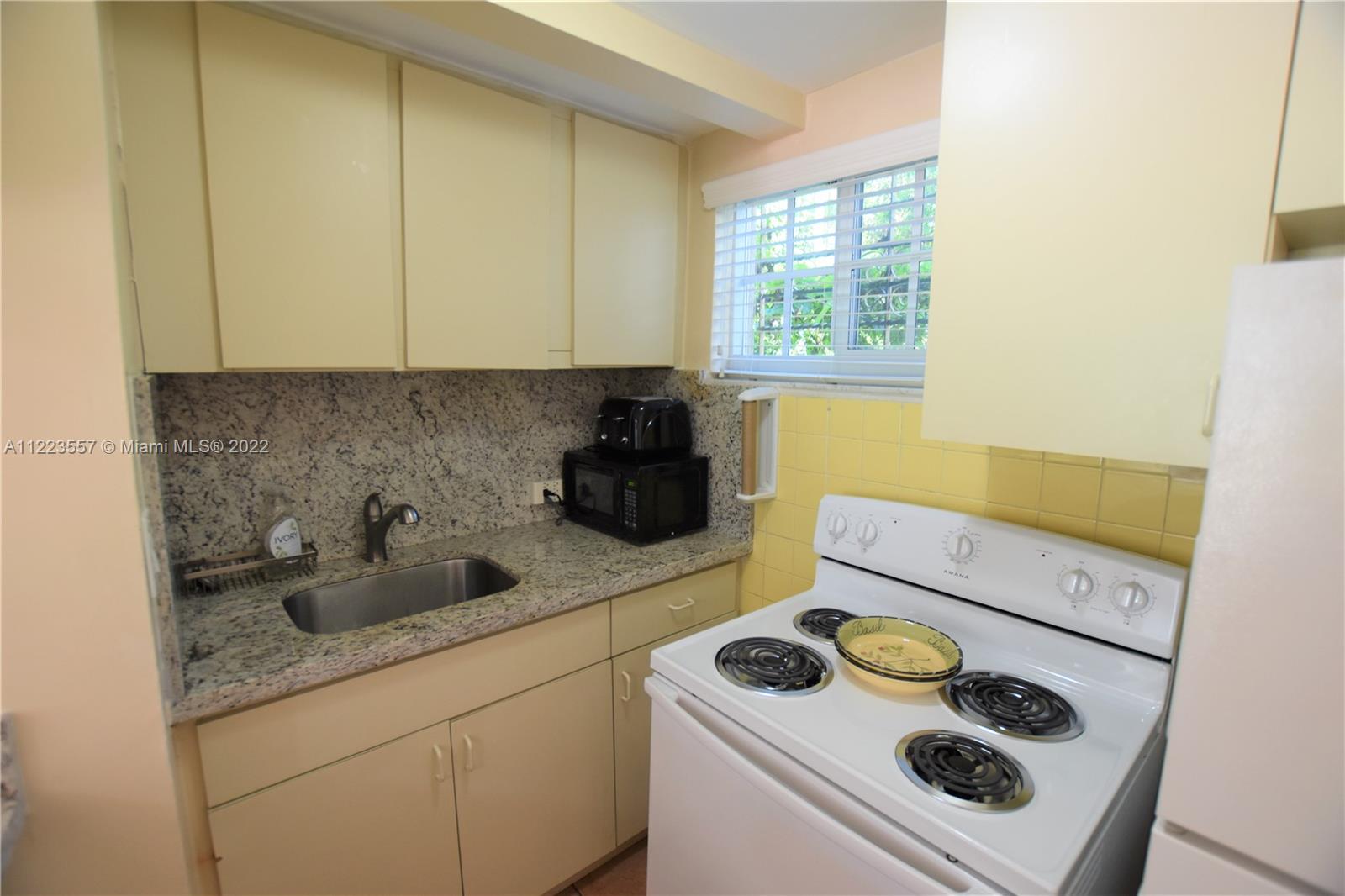 GRAPELAND PARK - Residential Lease