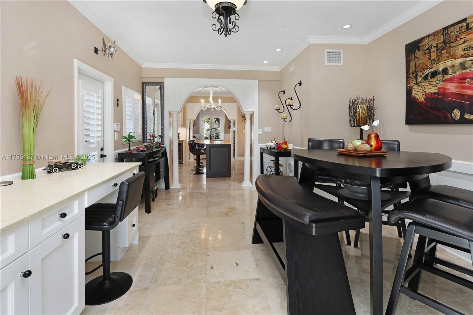 HOLLYWOOD BEACH - Residential