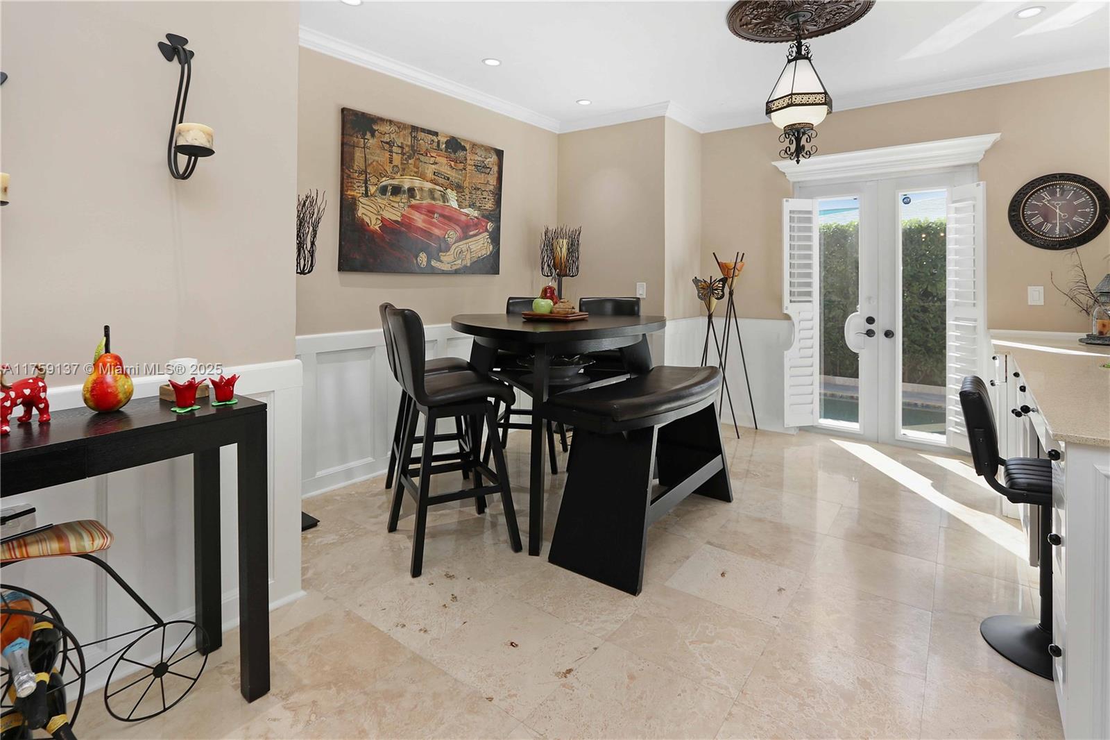 HOLLYWOOD BEACH - Residential