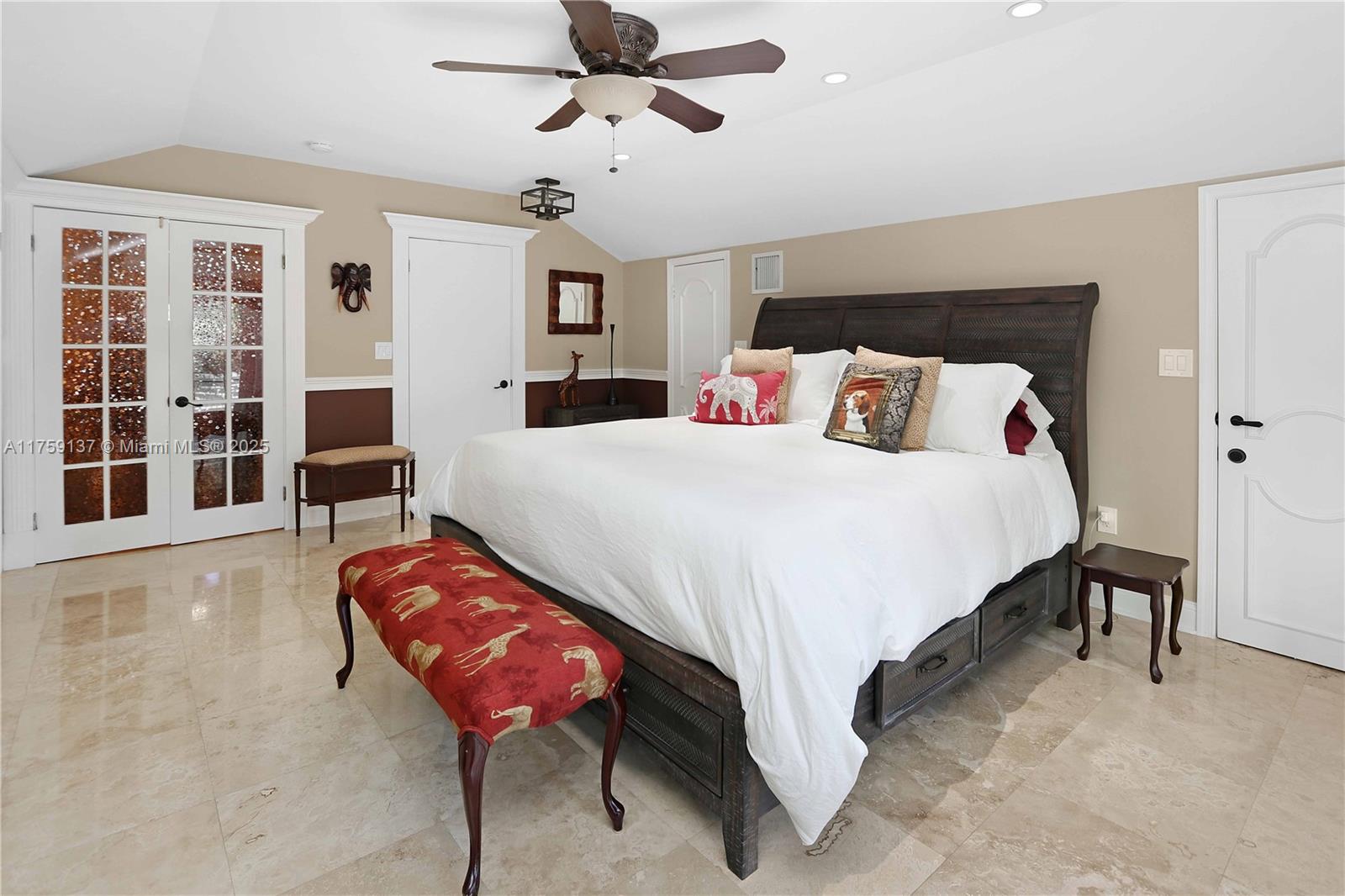 HOLLYWOOD BEACH - Residential
