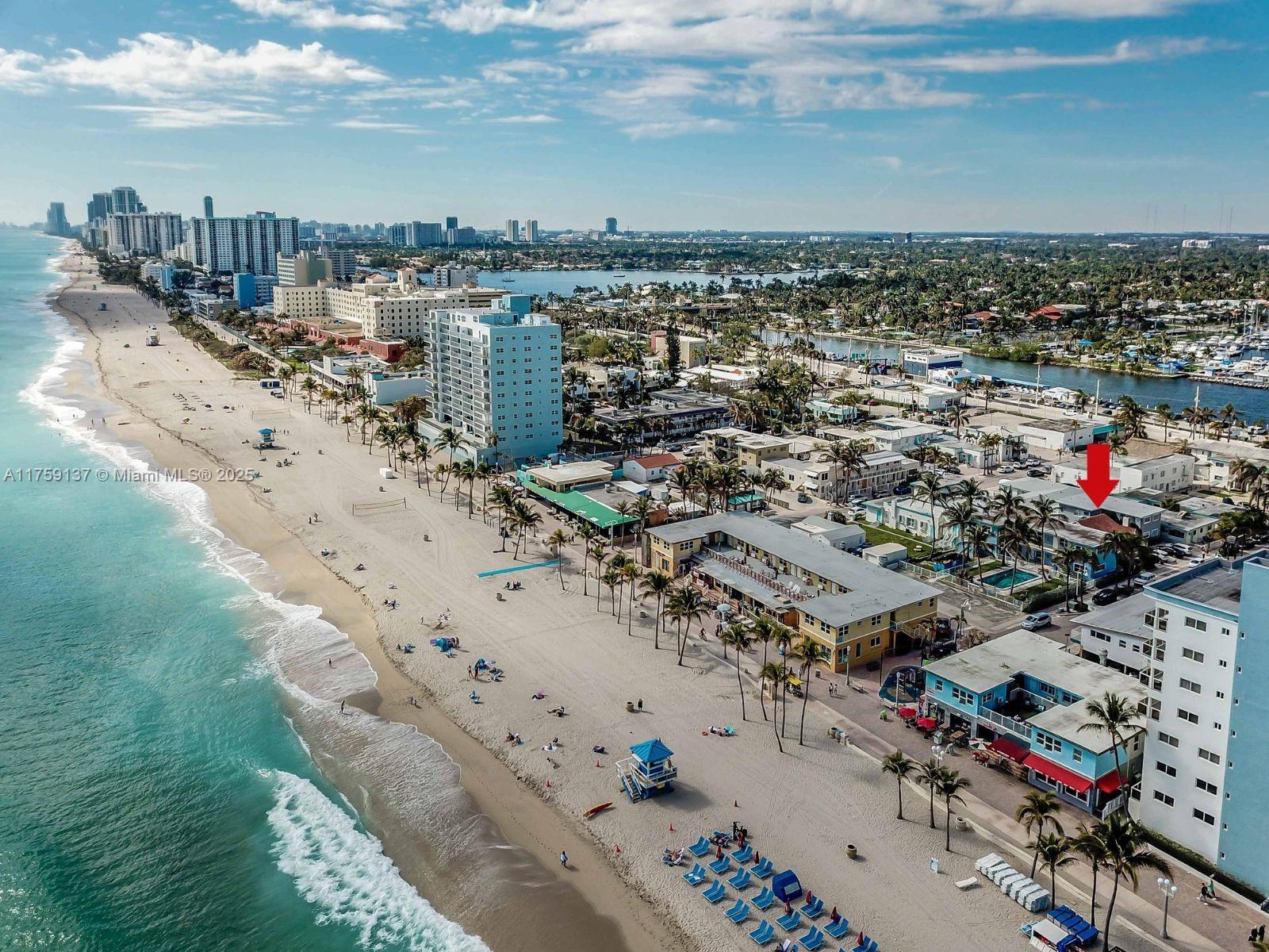 HOLLYWOOD BEACH - Residential