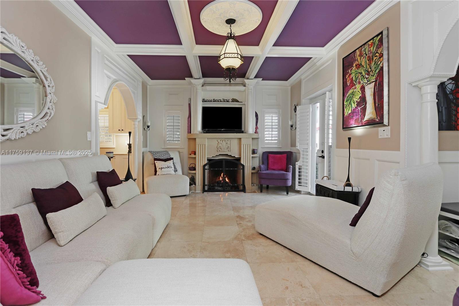 HOLLYWOOD BEACH - Residential