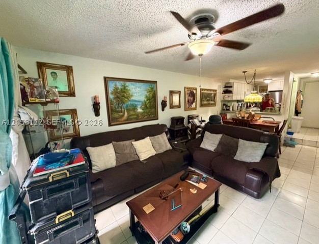 RIVER CLUB TOWNHOUSE COND - Residential