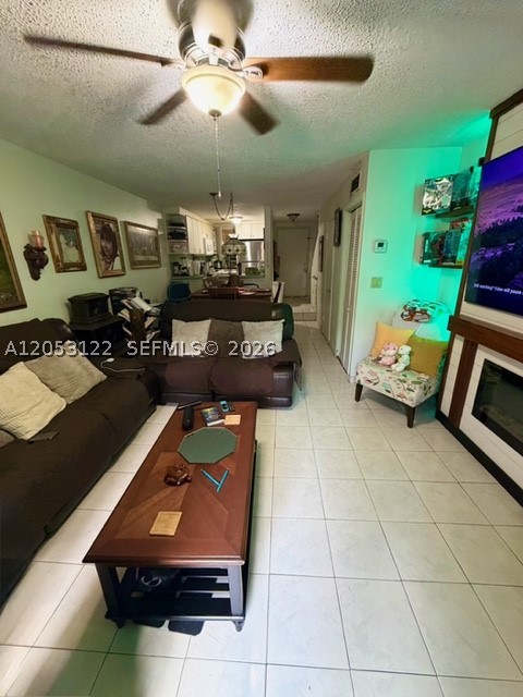 RIVER CLUB TOWNHOUSE COND - Residential