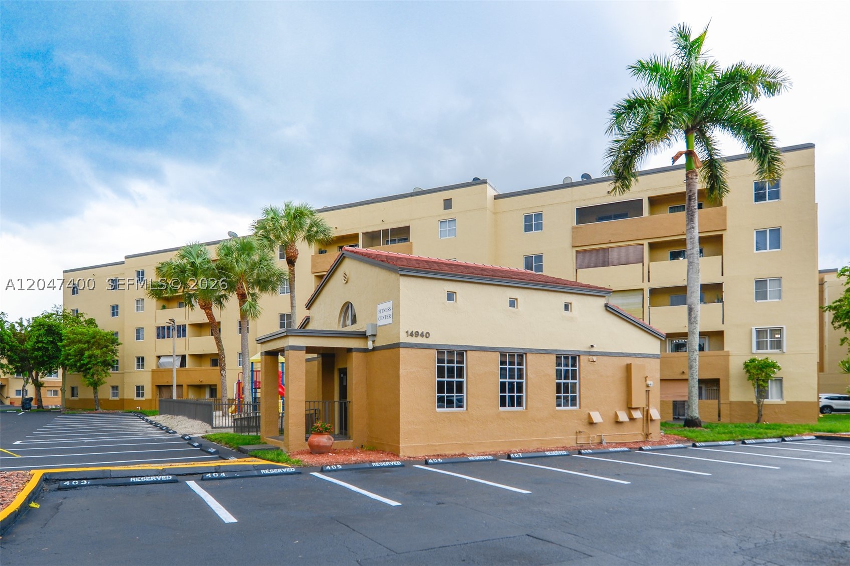 WATERVIEW CONDO - Residential