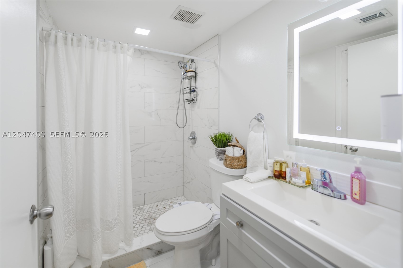 WATERVIEW CONDO - Residential