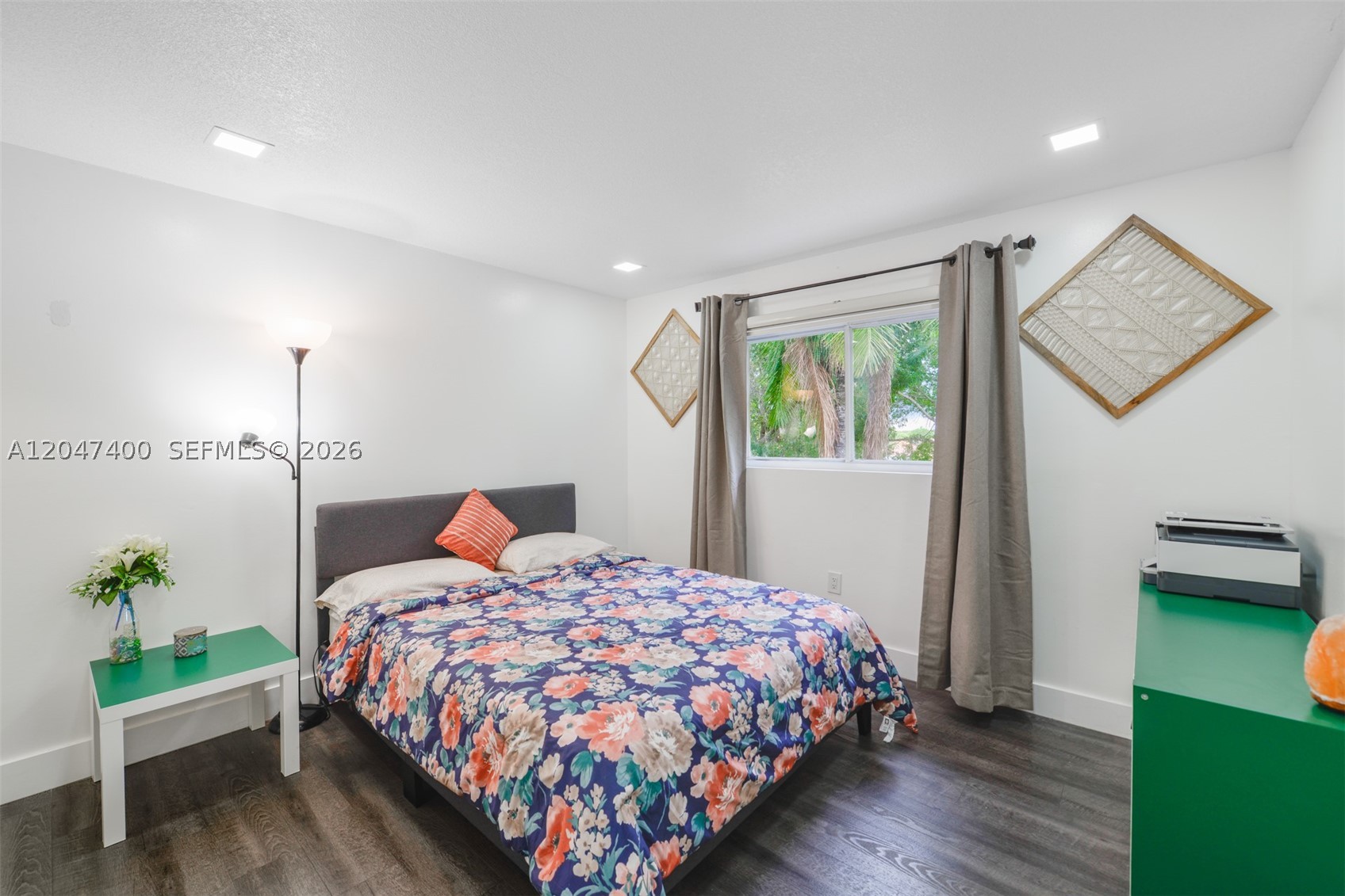 WATERVIEW CONDO - Residential