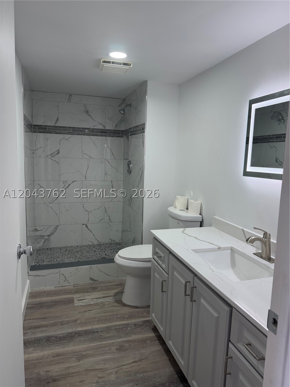 PALM LAKES CONDO - Residential