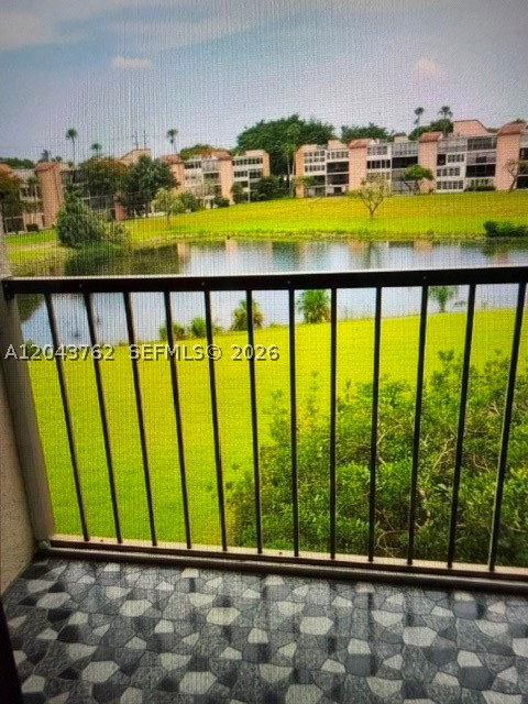 PALM LAKES CONDO - Residential