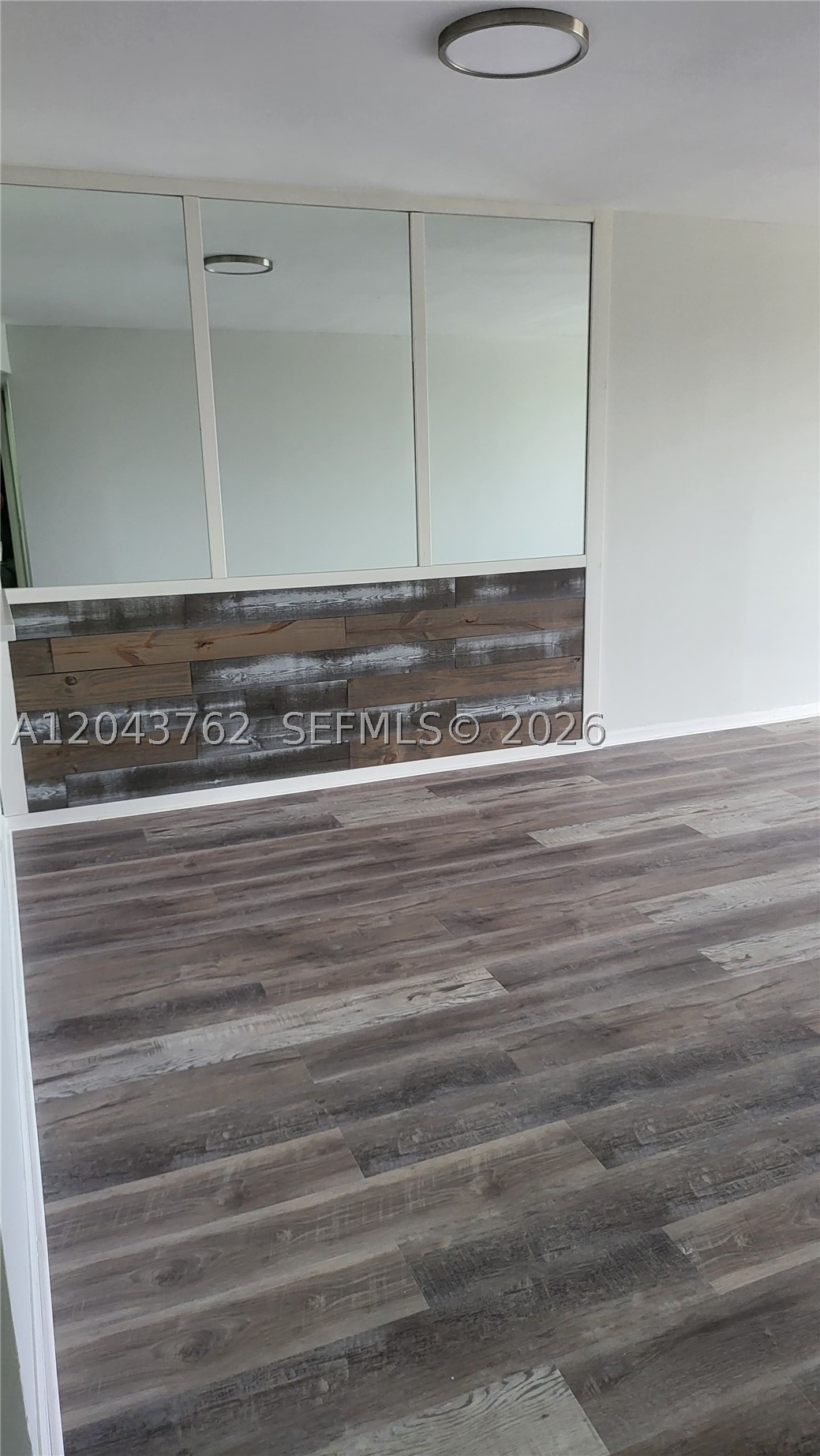 PALM LAKES CONDO - Residential
