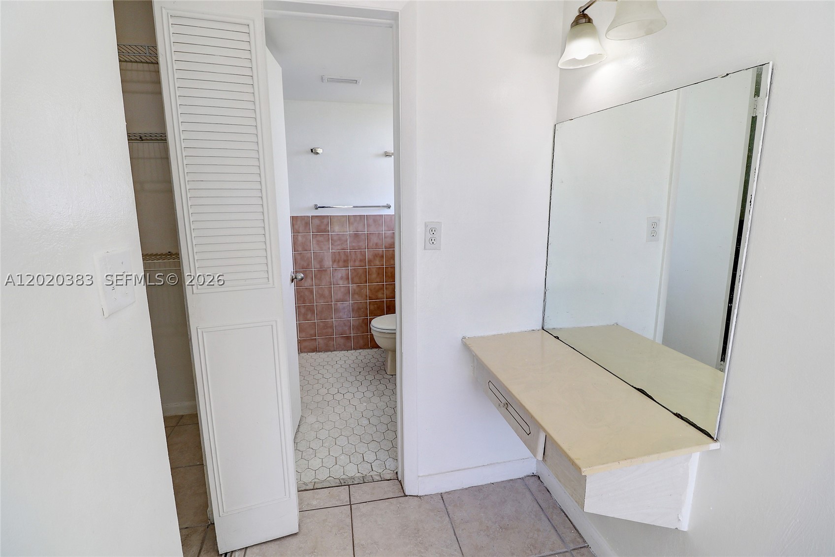 CAPRI GARDENS CONDO - Residential