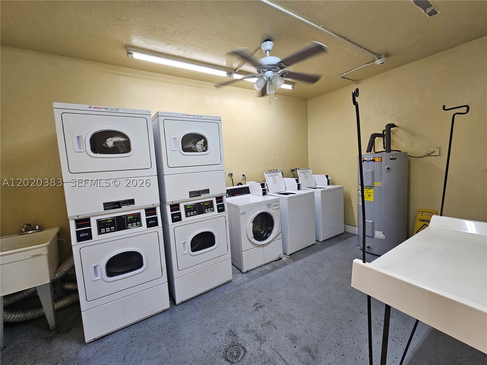CAPRI GARDENS CONDO - Residential