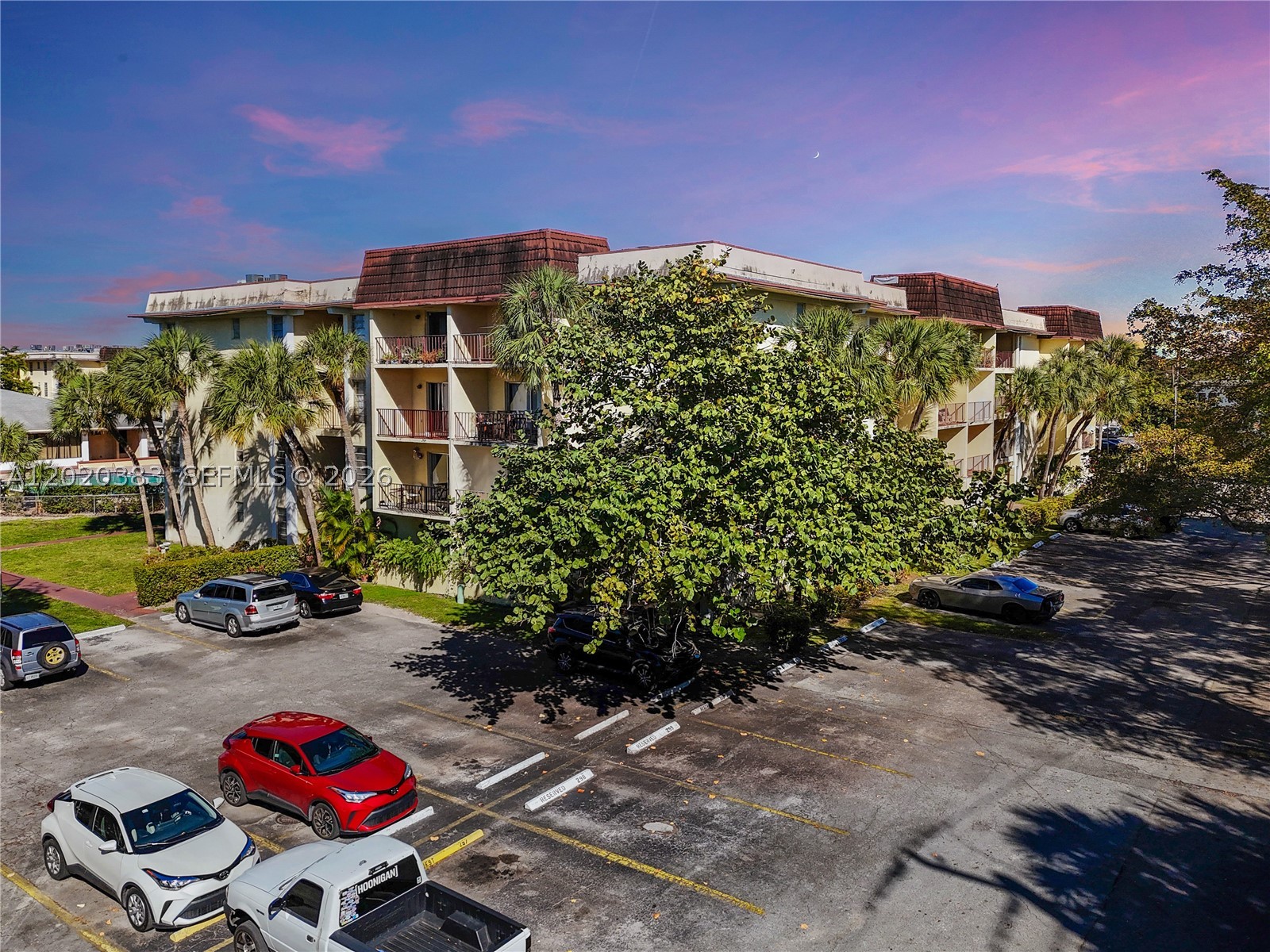 CAPRI GARDENS CONDO - Residential