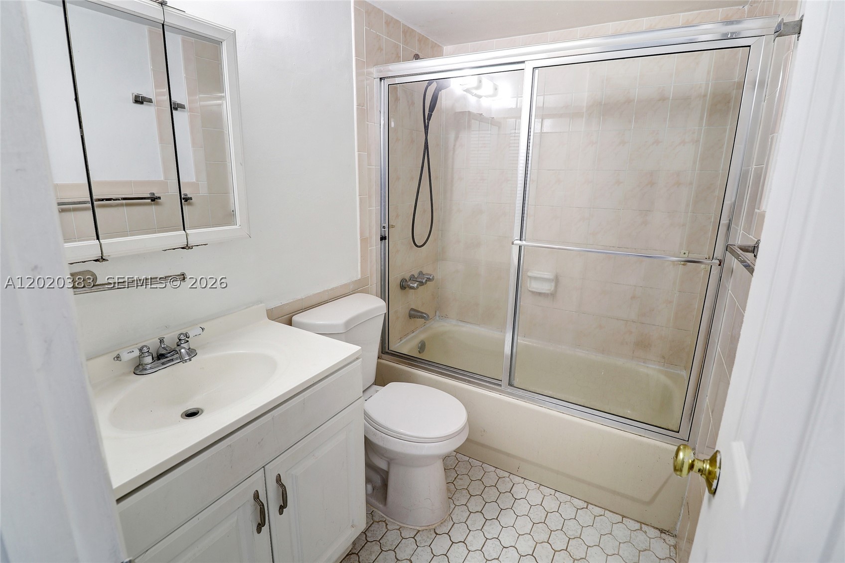 CAPRI GARDENS CONDO - Residential