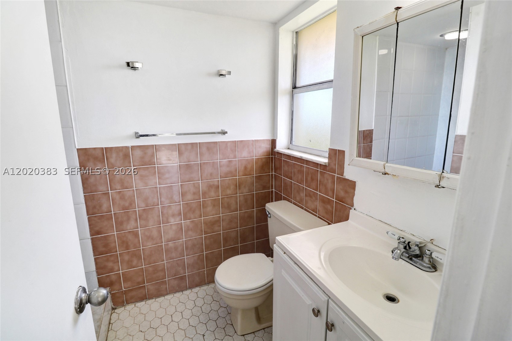 CAPRI GARDENS CONDO - Residential