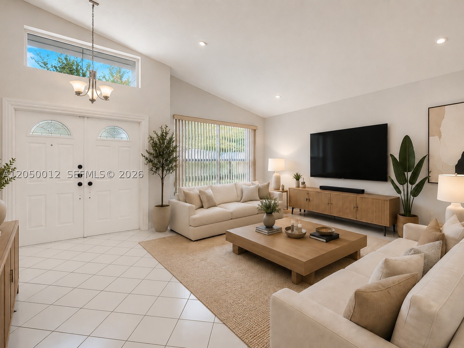 FLORIDA TROPICAL ESTATES - Residential