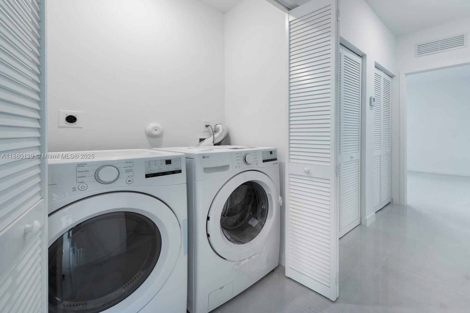 On Alba ONX Homes - Residential