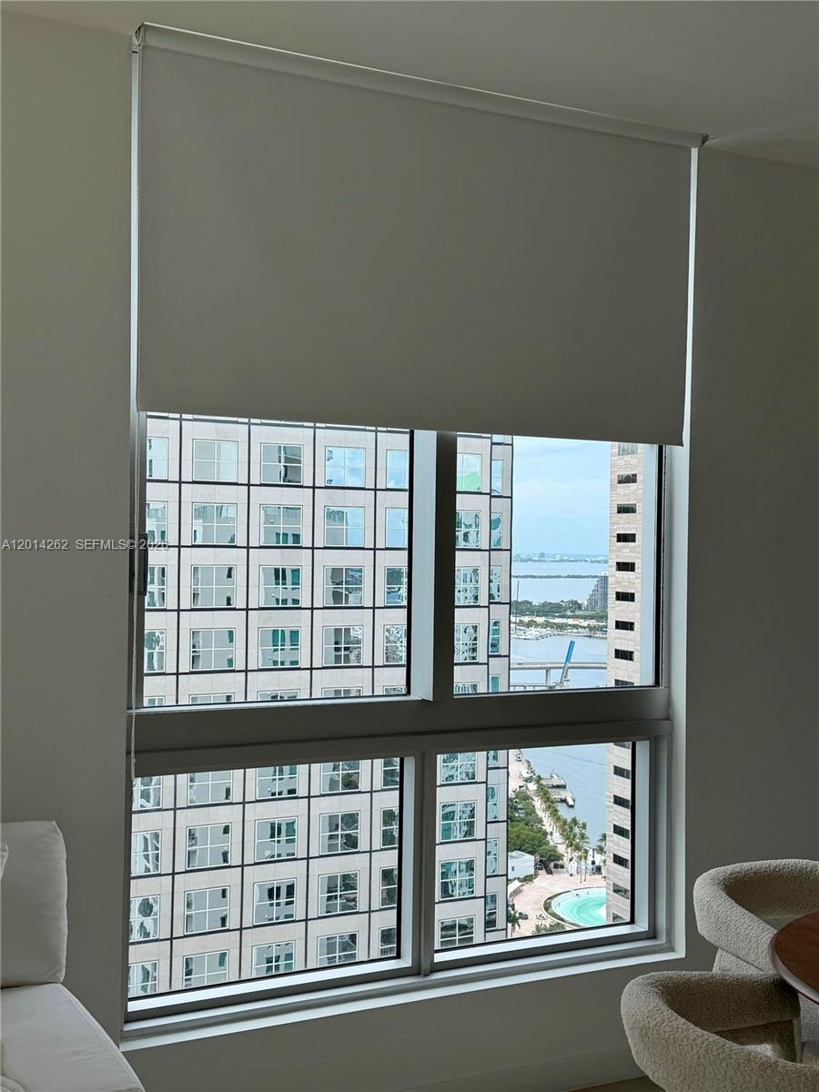 MET 1 CONDO - Residential