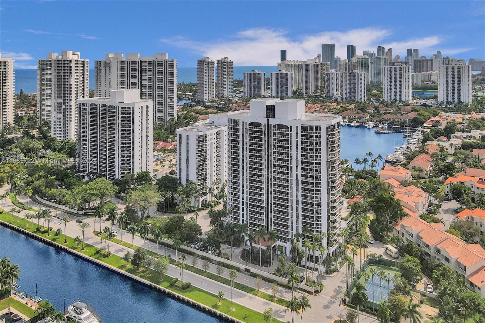 HARBOR TWS AT THE WATERWA - Residential Lease